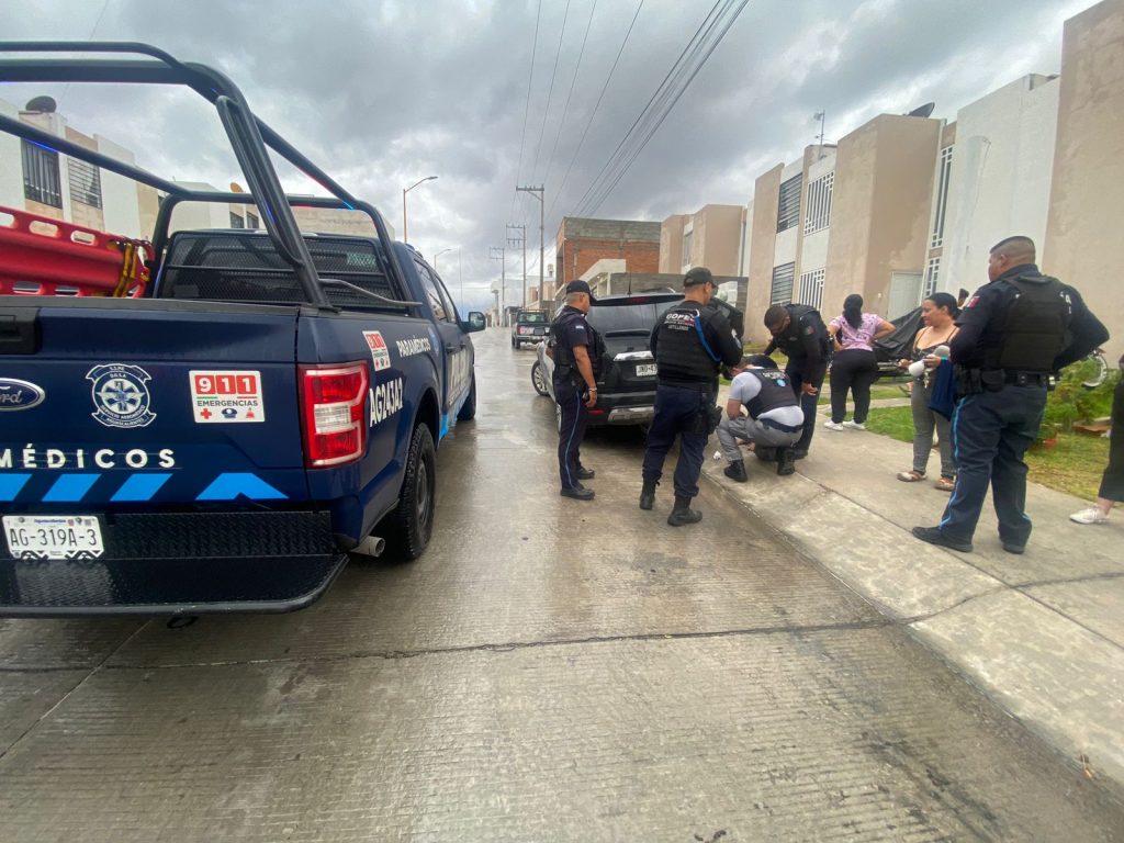 Auxilian paramédicos de GAMET a menor con obstrucción de vía aérea