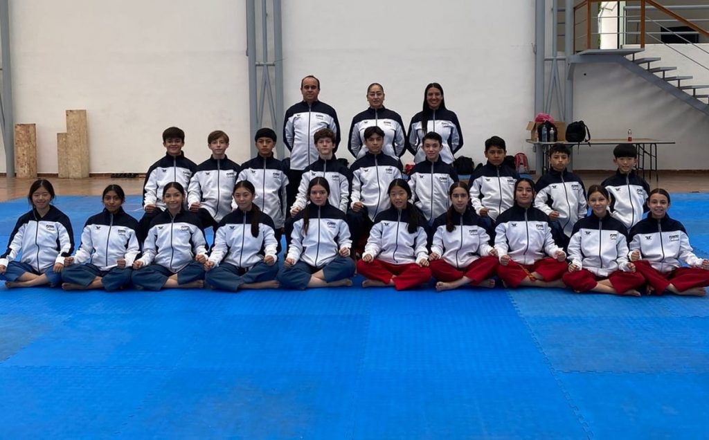 ATLETAS HIDROCÁLIDOS Y SU ENTRENADOR, CONVOCADOS A LA SELECCIÓN NACIONAL DE TAEKWONDO