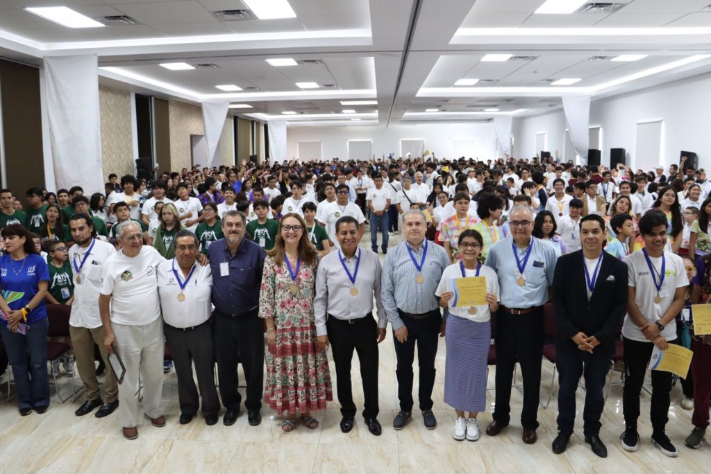 AGUASCALIENTES DESTACA EN OLIMPIADAS NACIONALES DE MATEMÁTICAS CON SIETE MEDALLAS