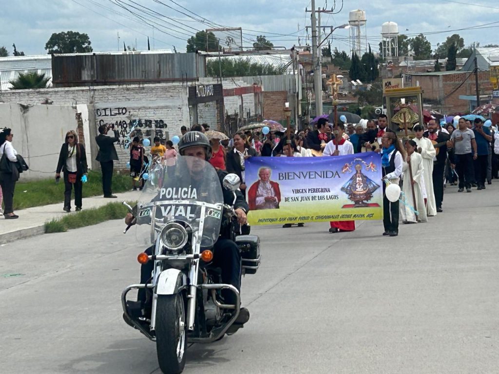OPERATIVO VIAL EN APOYO A PEREGRINOS