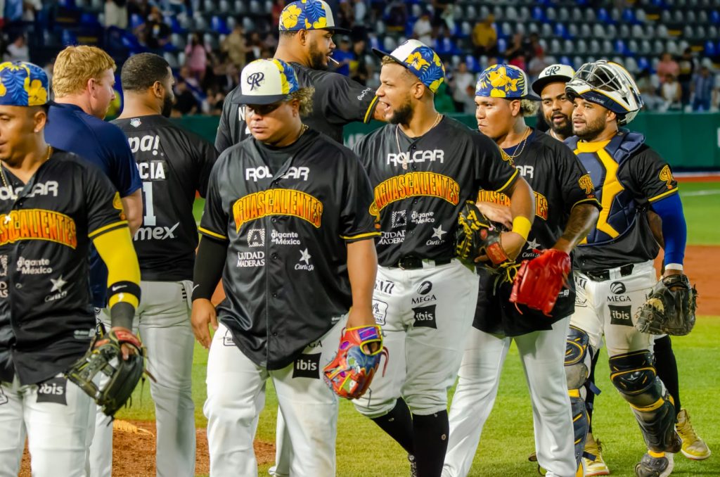 Rieleros gana en casa el primero de la serie a Toros de Tijuana