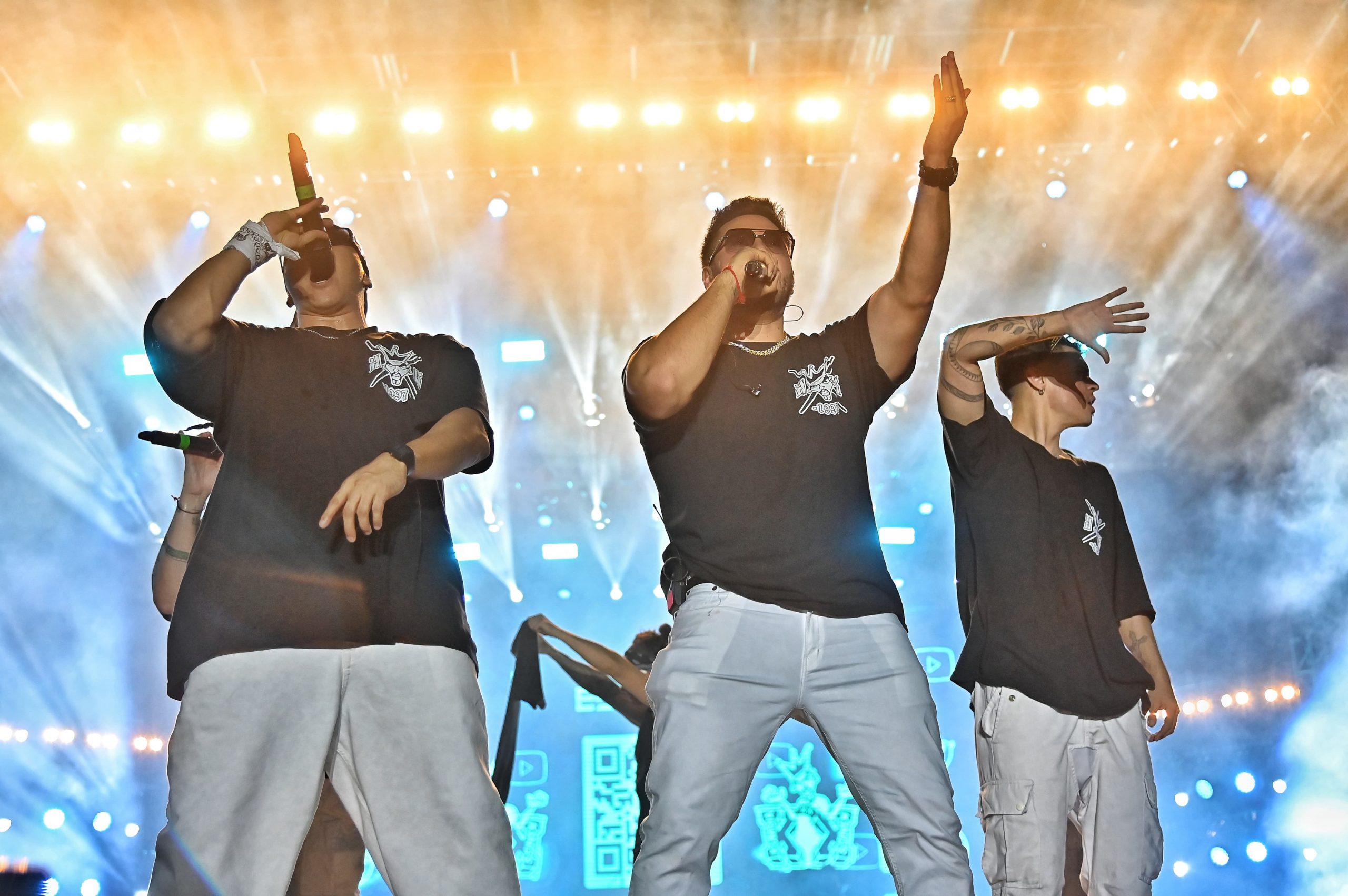LOS KUMBIA KINGS ENCENDIERON EL TEATRO DEL PUEBLO DE JESÚS MARÍA