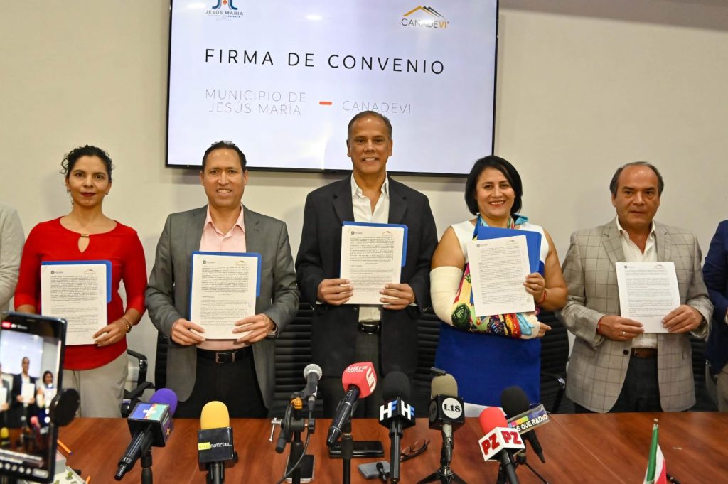 MUNICIPIO DE JESÚS MARÍA Y CANADEVI UNEN LAZOS EN BENEFICIO DE LAS FAMILIAS