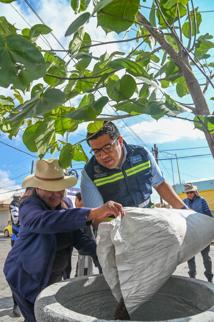 ARRANCA EL PROGRAMA “ENCHÚLAME LA CUADRA” PARA EMBELLECER CALLES Y MEJORAR ESPACIOS PÚBLICOS EN JESÚS MARÍA