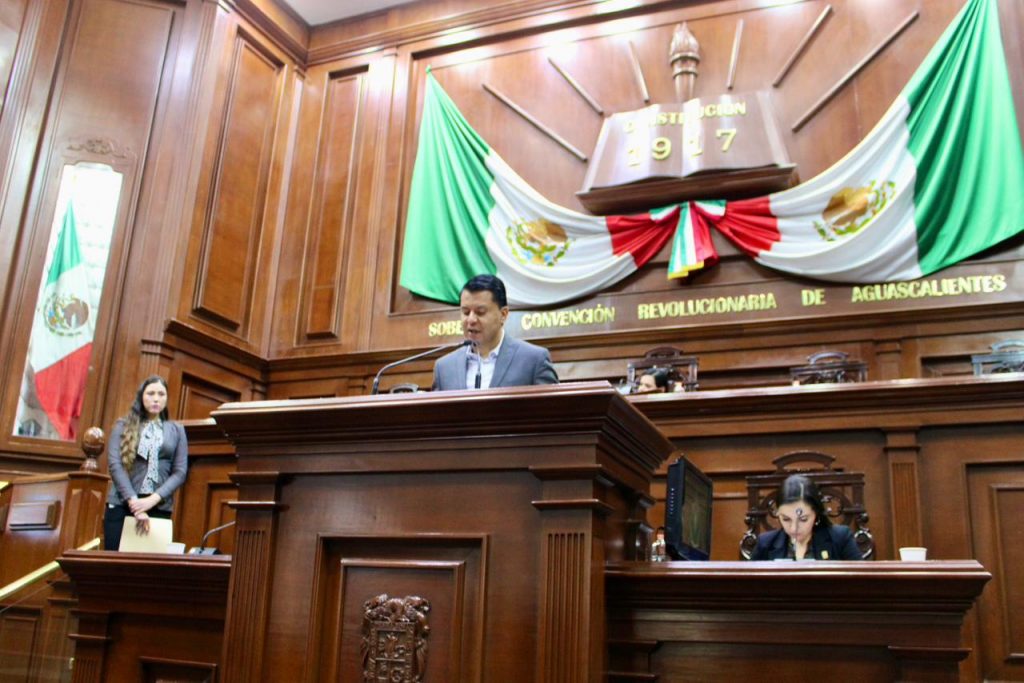 EN MANOS DE TODAS Y TODOS, EVITAR LA VIOLENCIA Y EL ACOSO ESCOLAR: LUIS LEÓN