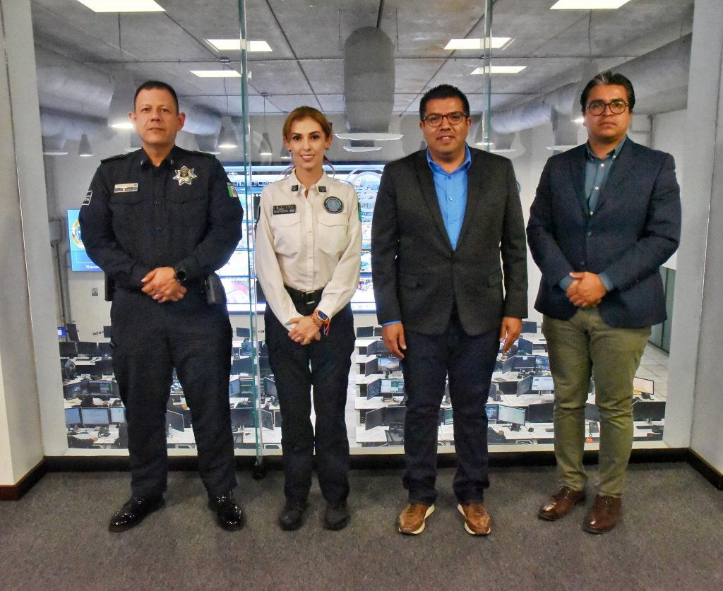 SE REÚNE CÉSAR MEDINA CON LA DIRECTORA DEL C5i
