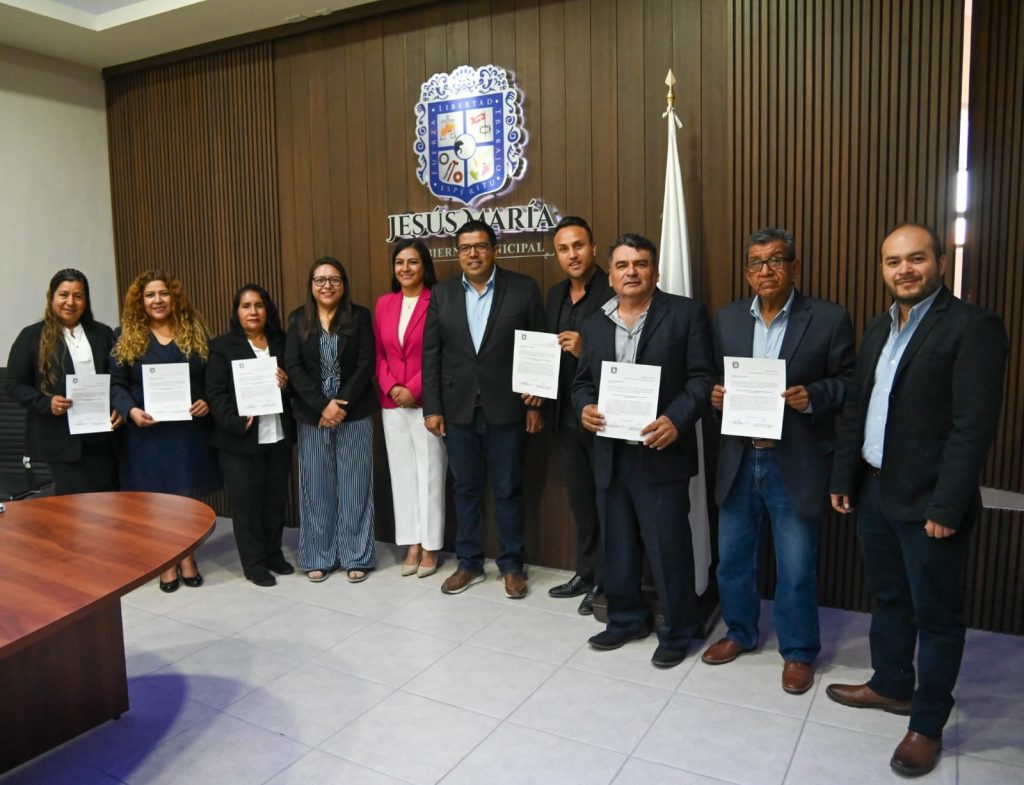 ENTREGÓ CÉSAR MEDINA NOMBRAMIENTO A DELEGADOS MUNICIPALES DE JESÚS MARÍA