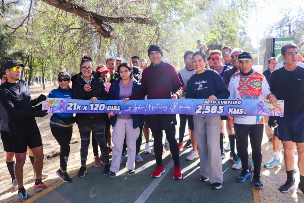 Gerardo Martínez concluye el desafío «21K por 120 días»