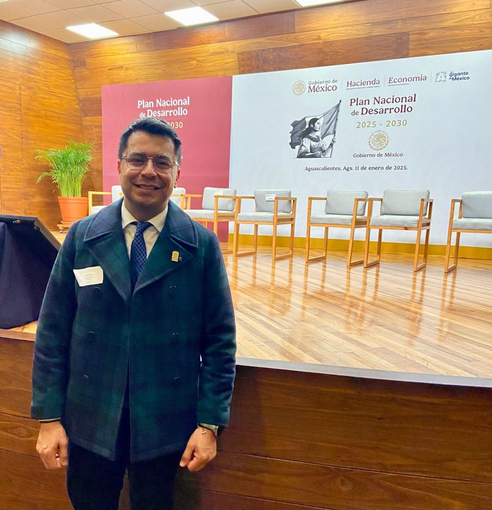 LUIS LEÓN ES PARTE DEL FORO PARA EL PLAN NACIONAL DE DESARROLLO 2025-2030