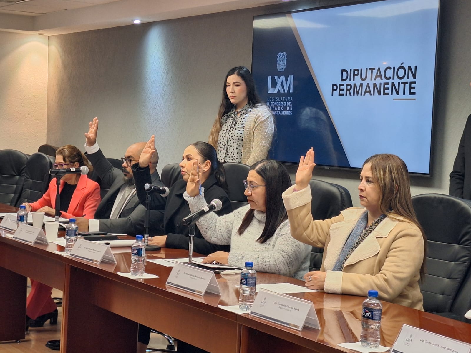 RINDE PROTESTA COMO DIPUTADA ALEJANDRA PEÑA CURIEL EN EL CONGRESO DE AGUASCALIENTES