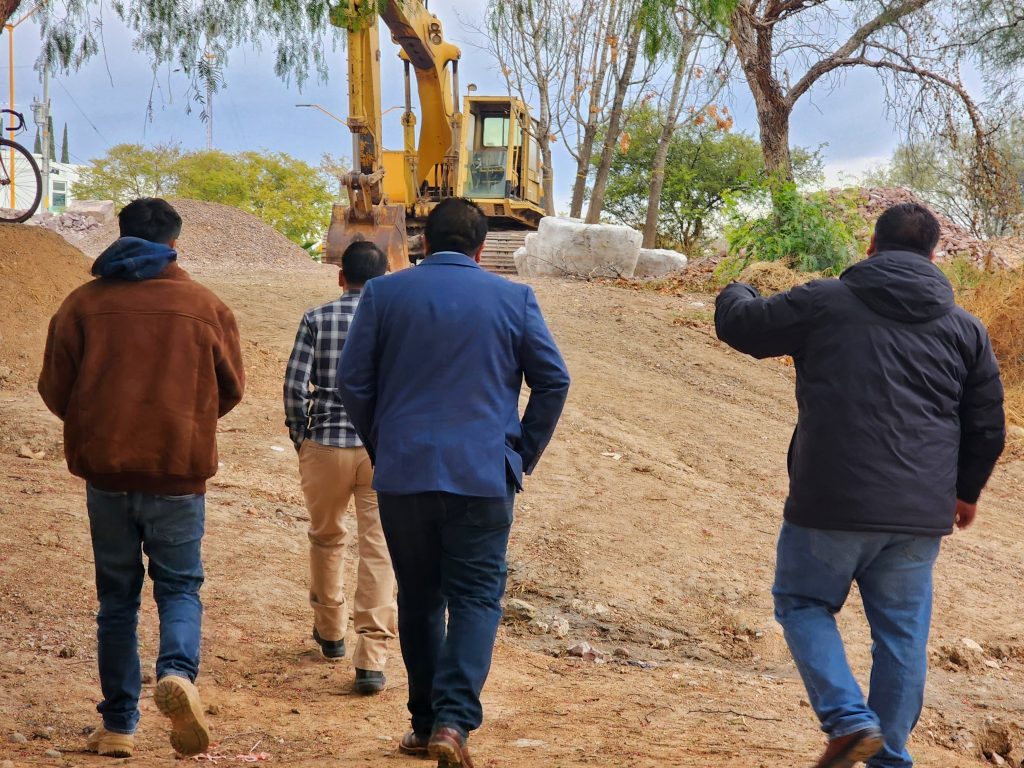 GOBIERNO DE JESÚS MARÍA EFECTÚA TRABAJOS PERMANENTES DE LIMPIEZA Y SANEAMIENTO EN EL RÍO SAN PEDRO