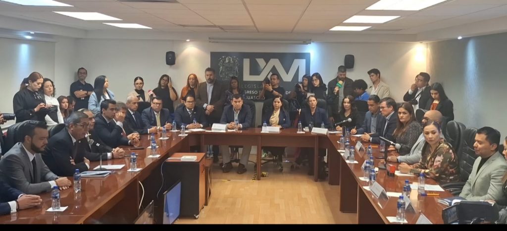 CONGRESO DE AGUASCALIENTES RECIBIÓ EL SÉPTIMO Y ÚLTIMO INFORME DE LABORES DEL FISCAL JESÚS FIGUEROA ORTEGA