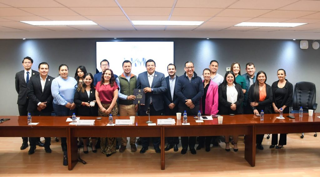 DIPUTADAS Y DIPUTADOS ENTABLARON REUNIÓN CON ALCALDE PARA ANALIZAR EL PLAN MUNICIPAL DE DESARROLLO DE JESÚS MARÍA