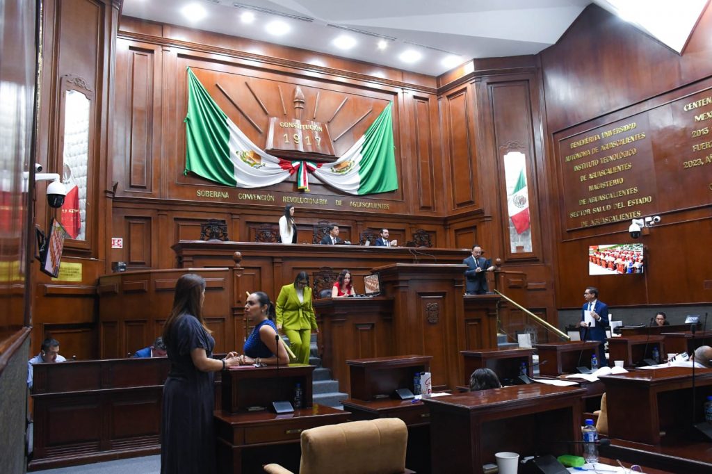 CONGRESISTAS PRESENTAN INICIATIVA PARA QUE LA POBLACIÓN PUEDA REALIZAR APORTACIONES VOLUNTARIAS A ASOCIACIONES CIVILES