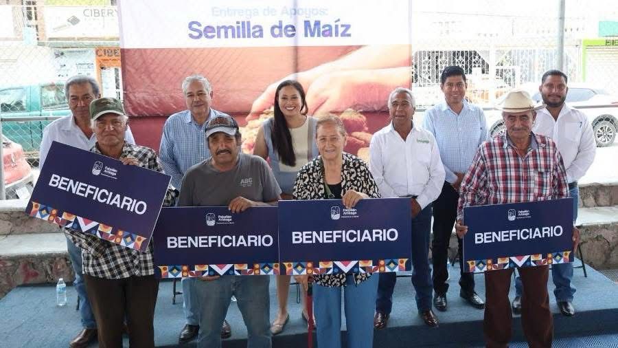 PABELLÓN DE ARTEAGA IMPULSA EL CAMPO CON ENTREGA DE APOYOS DE SEMILLA DE MAÍZ