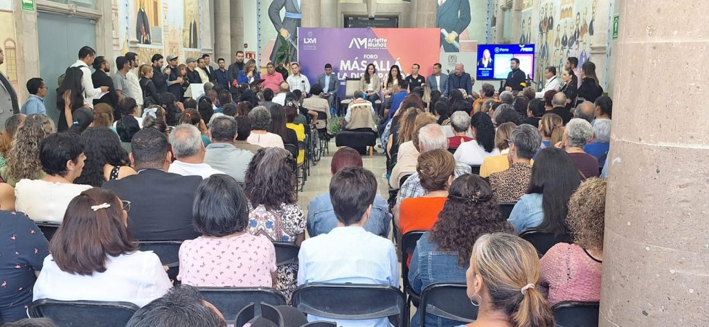 SE LLEVA A CABO EL FORO ‘MÁS ALLÁ DE LA DISCAPACIDAD’, ORGANIZADO POR ARLETTE MUÑOZ