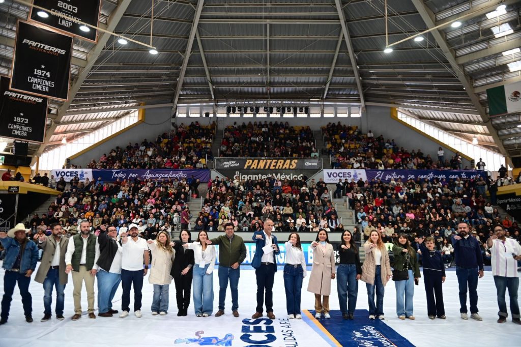CON “VOCES HIDROCÁLIDAS” TOÑO ARÁMBULA REFRENDA SU FUERZA CIUDADANA Y PROYECTA UN NUEVO IMPULSO PARA AGUASCALIENTES