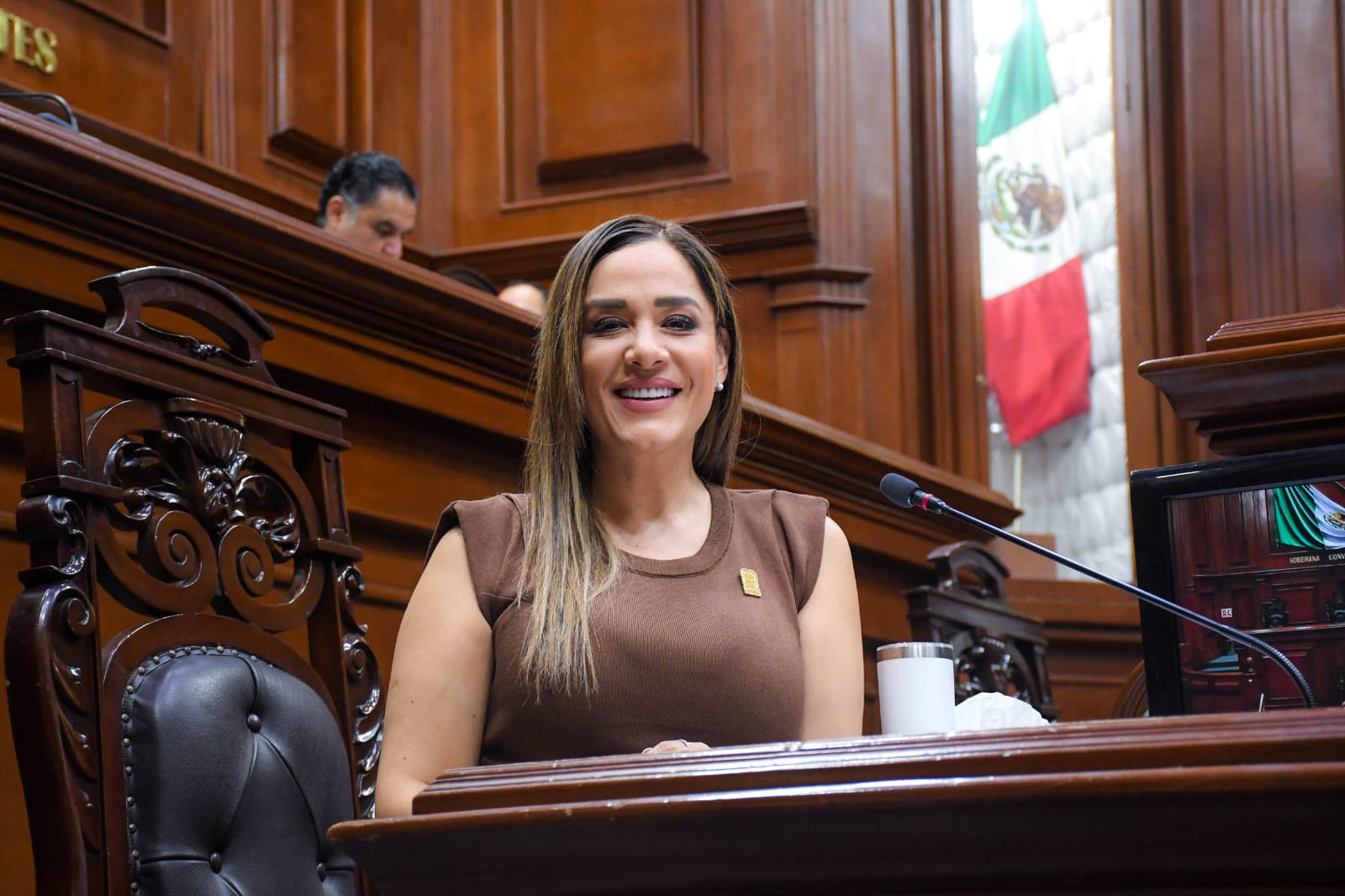 ARLETTE MUÑOZ IMPULSA REFORMA PARA FRENAR BASURA ELECTRÓNICA.