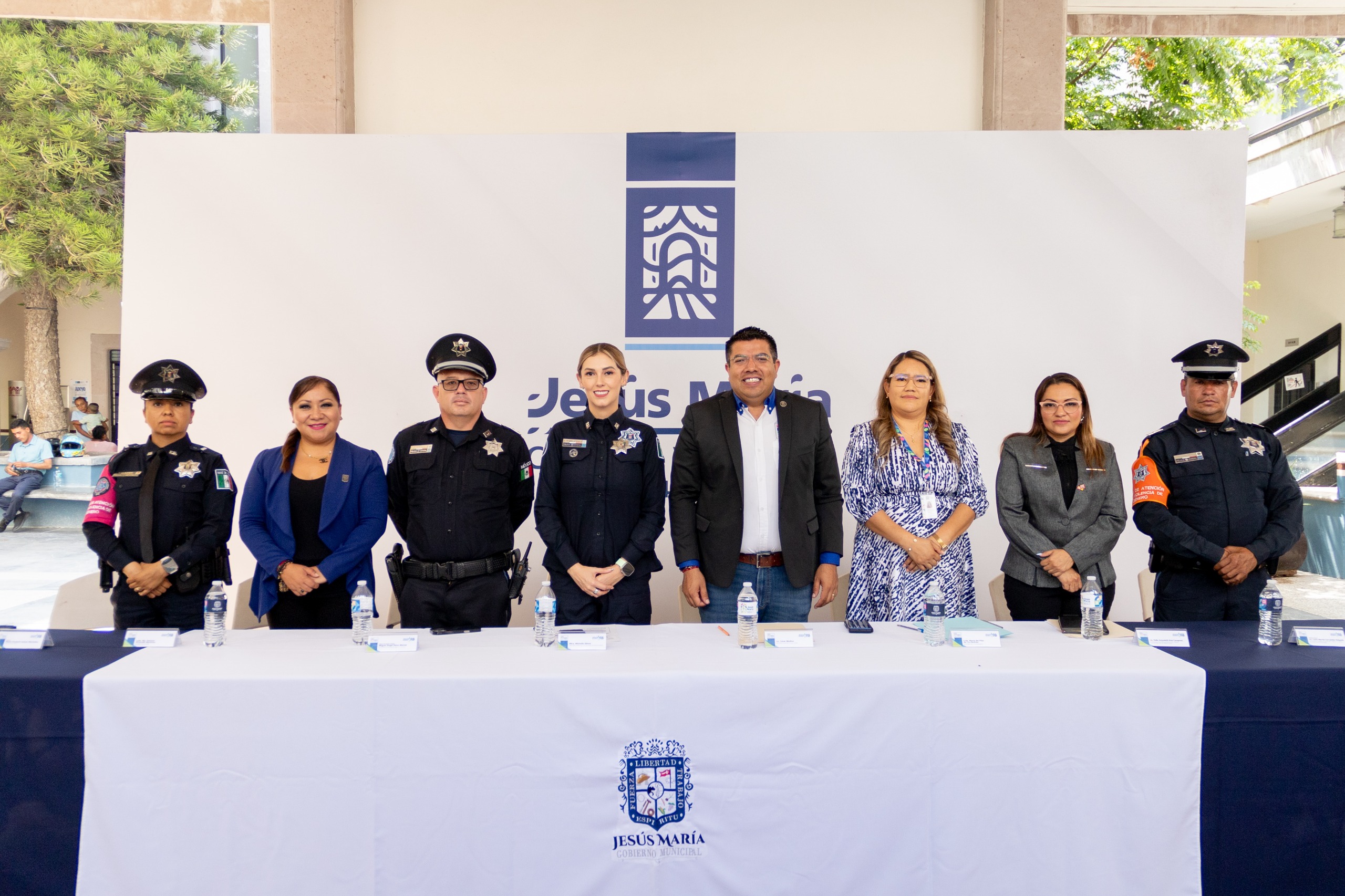 JESÚS MARÍA FORTALECE LA ATENCIÓN Y PROTECCIÓN A MUJERES, NIÑAS, NIÑOS Y ADULTOS MAYORES CON PUNTOS SEGUROS EN OXXO