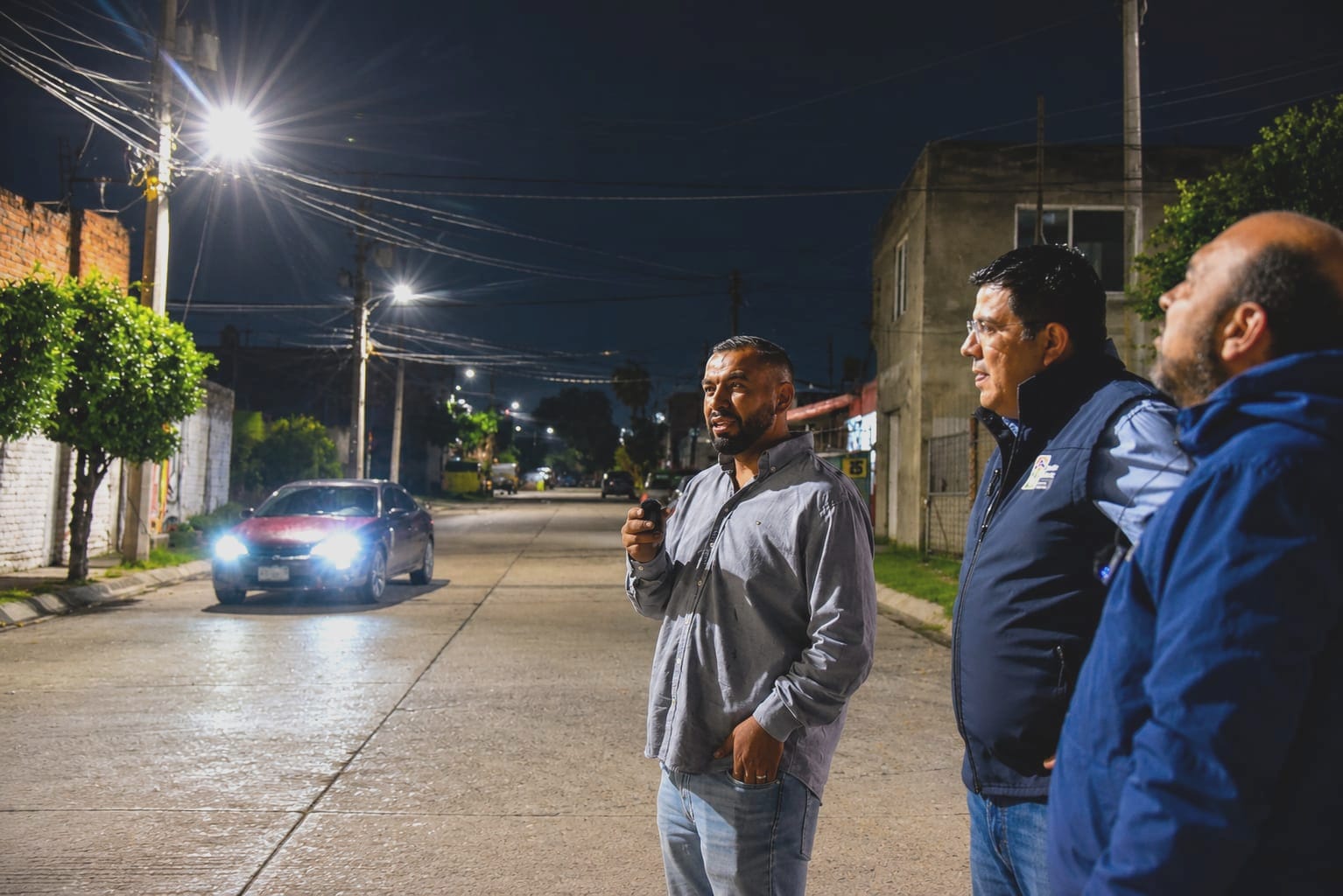 JESÚS MARÍA REFUERZA LA SEGURIDAD EN LA CUESTA CON NUEVO ALUMBRADO PÚBLICO