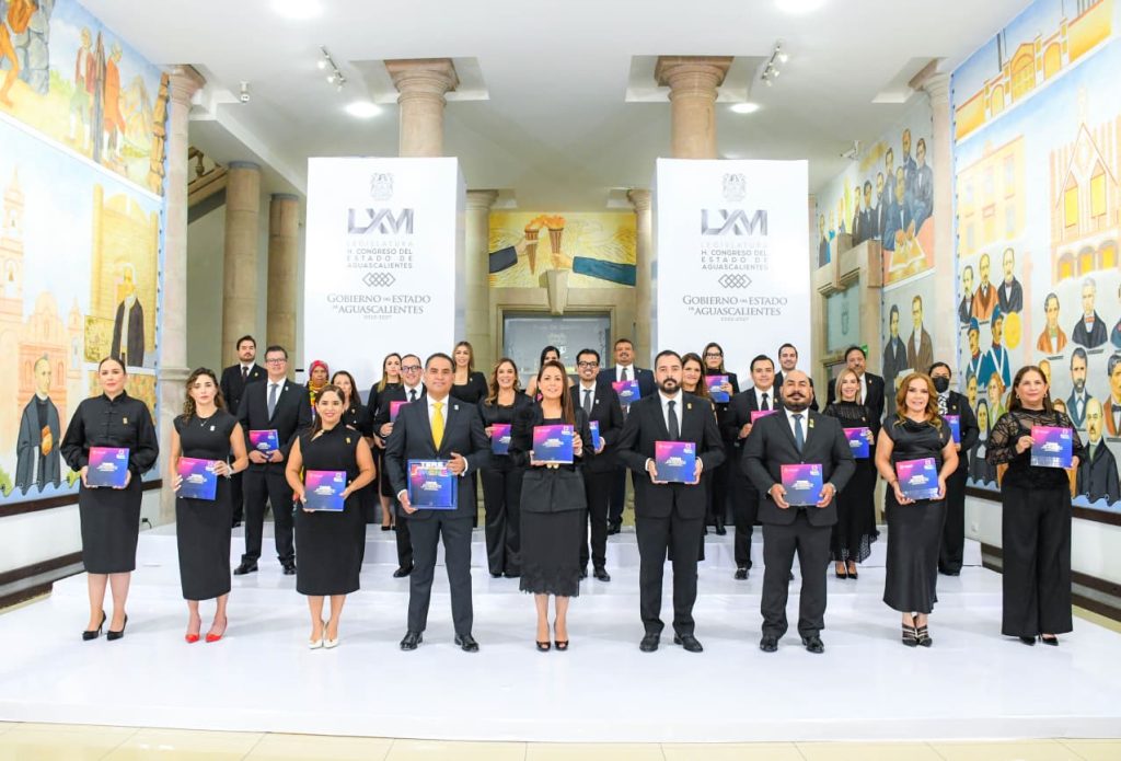 EL CONGRESO DE AGUASCALIENTES Y LA GOBERNADORA TERE JIMÉNEZ TRABAJAN PARA DARLE BUEN RUMBO AL ESTADO